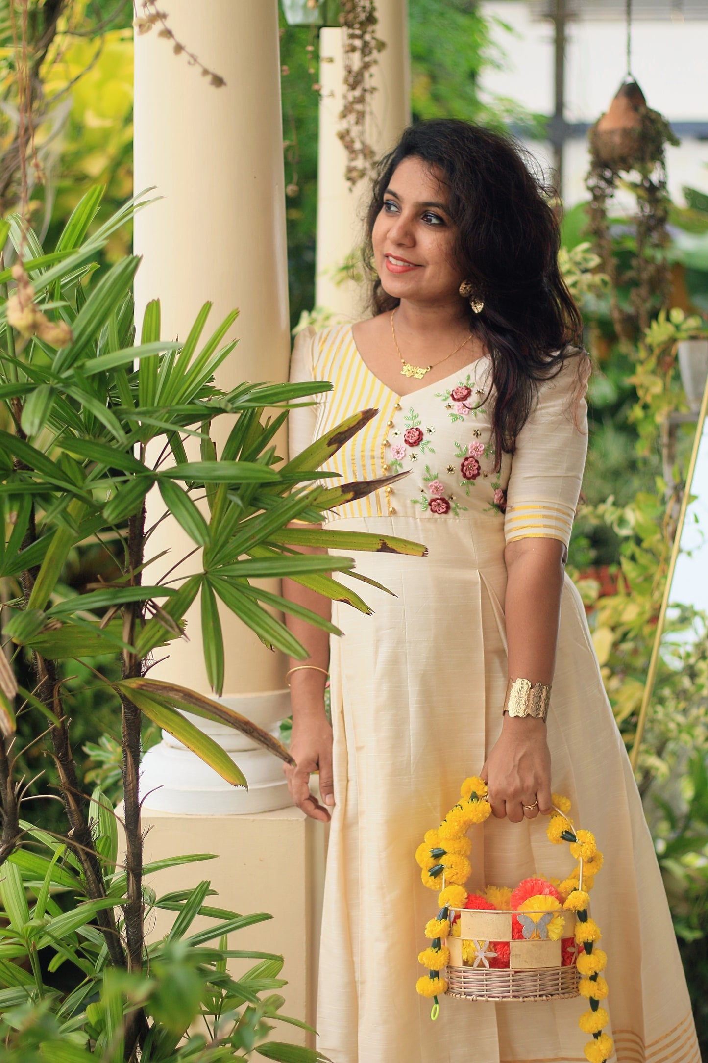 Ivory Blossom Kasavu Anarkali