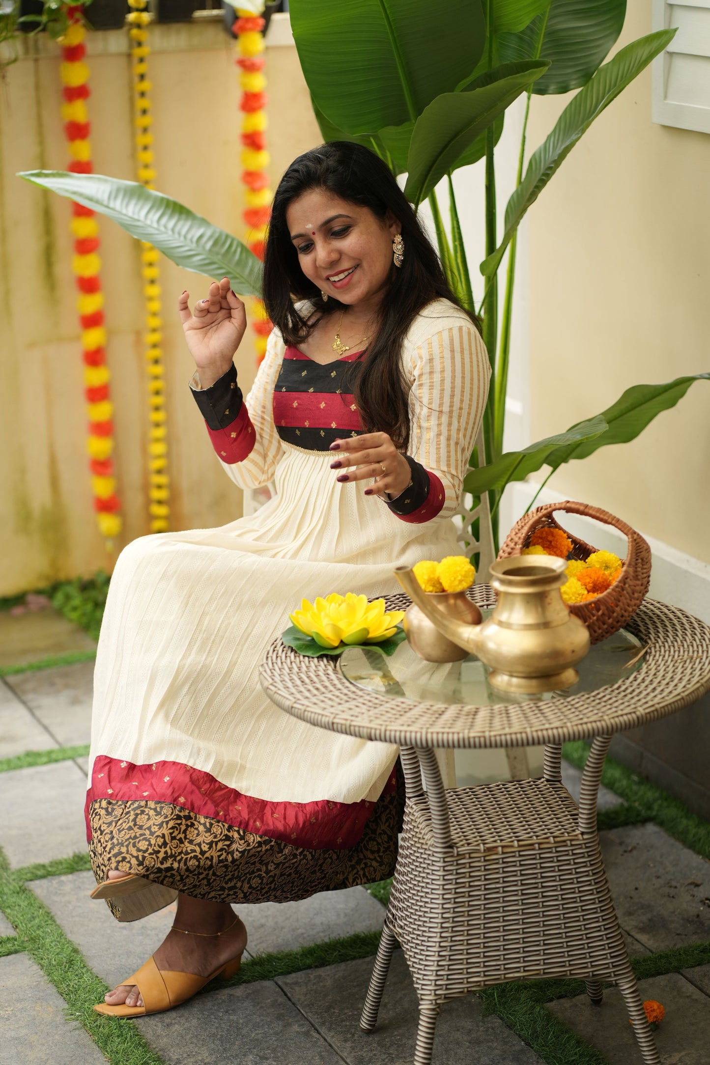 Ivory Kasavu Grace Anarkali