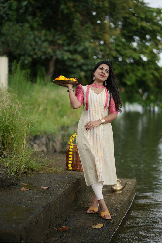 Rosé Kasavu Elegance Anarkali