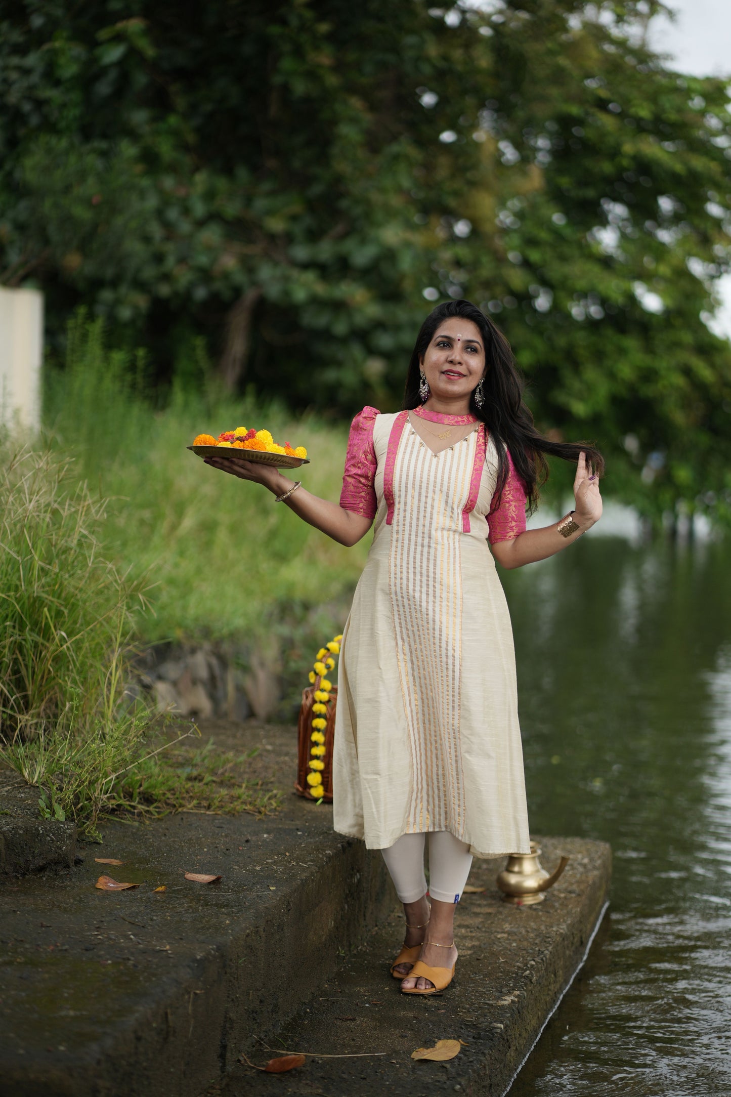 Rosé Kasavu Elegance Anarkali