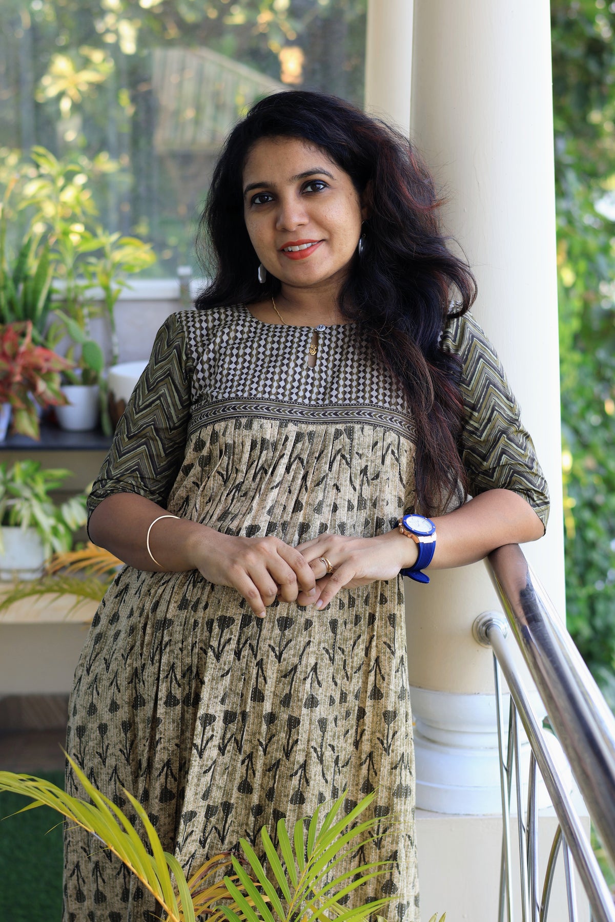 Earthy Elegance - Olive & Beige Cotton Printed Kurtha