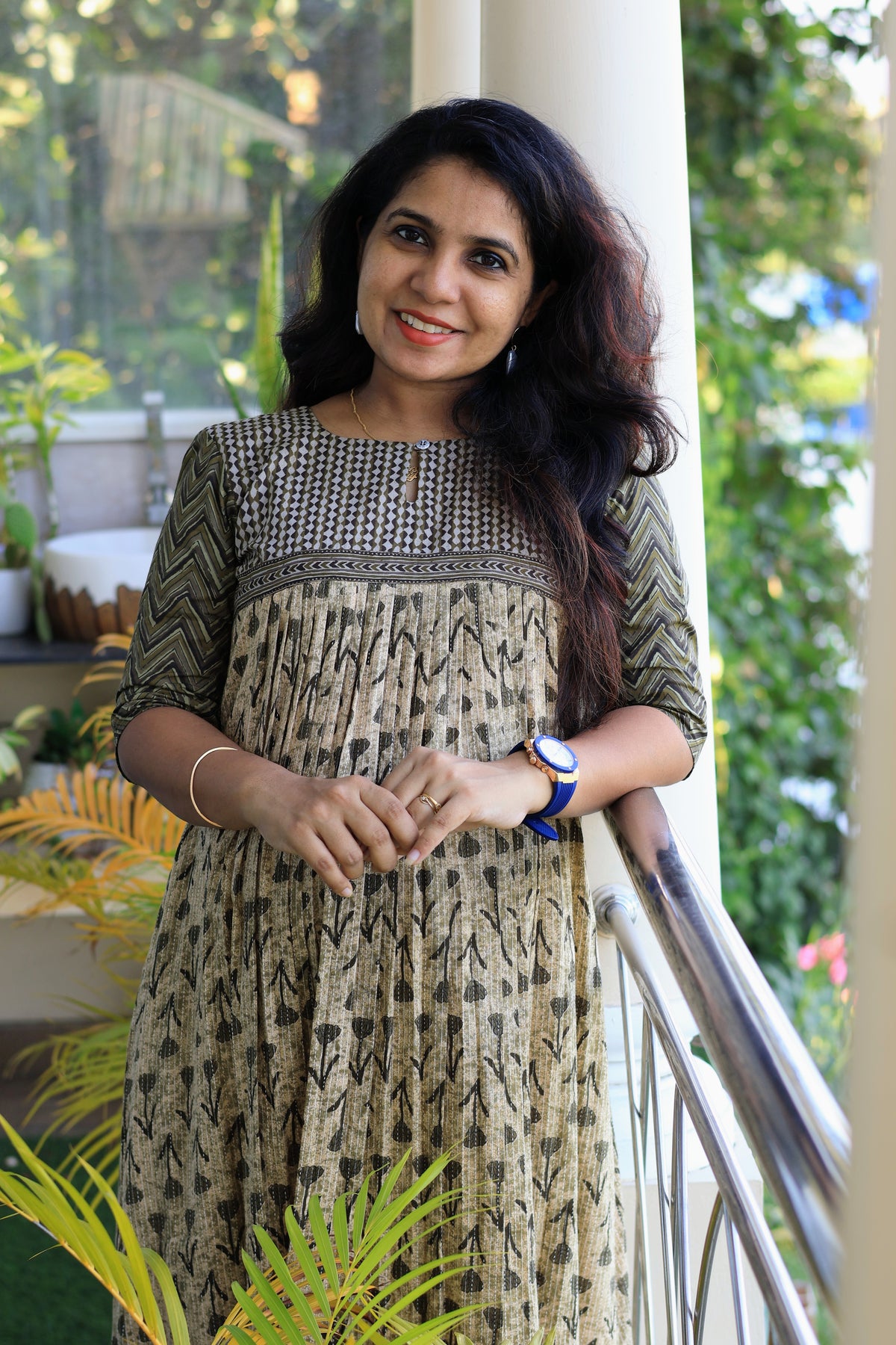 Earthy Elegance - Olive & Beige Cotton Printed Kurtha