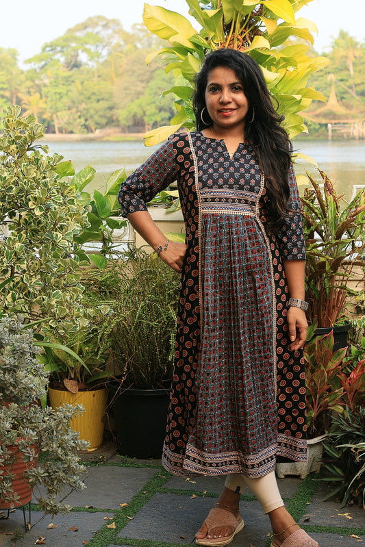 Earthy Elegance Printed Cotton Kurti