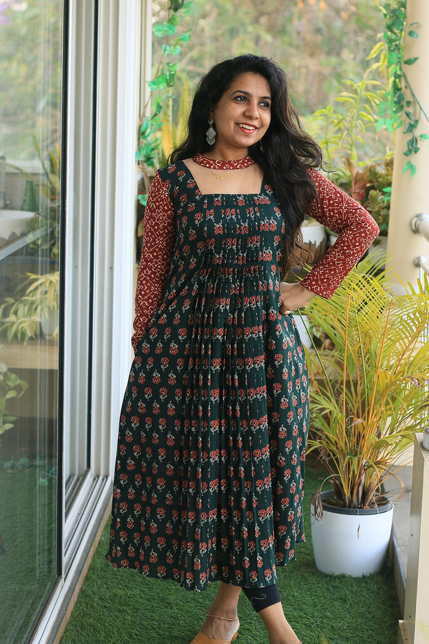 Green Pleated set